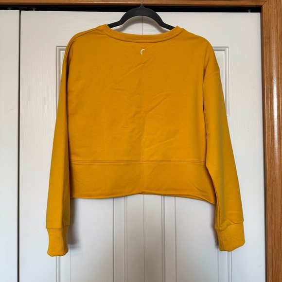 Zyia Mustard Cutoff Crewneck Pullover Sweatshirt - Picture 5 of 7